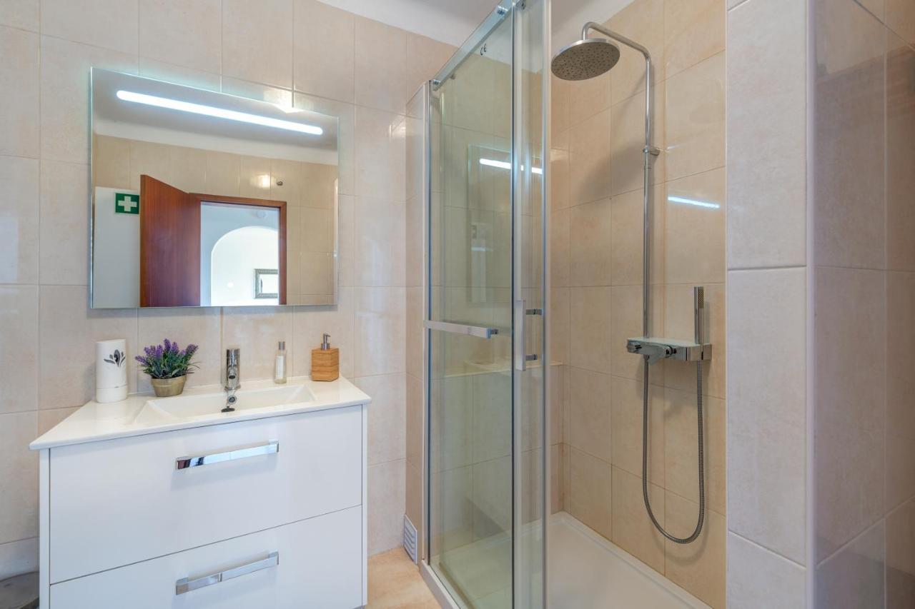 Algarsun - Idealy Situated Holiday Apartment With All Modern Comfort Albufeira Esterno foto